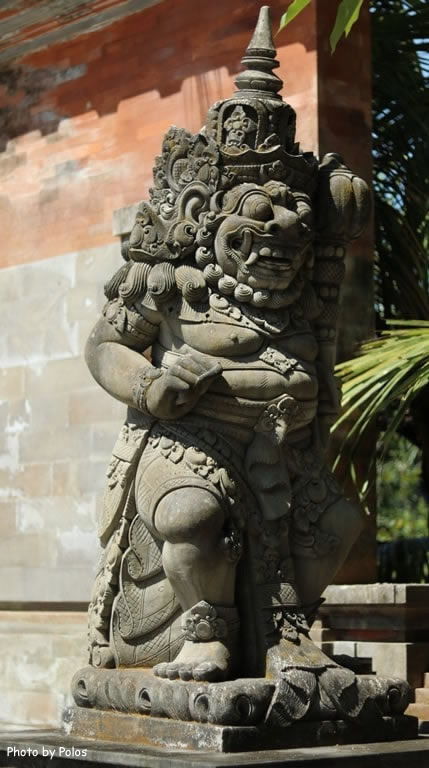 Dwarapala Statue