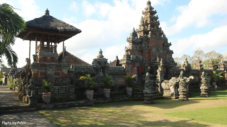 Puseh Batubulan Temple